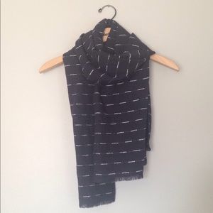 Dark blue Timberland scarf